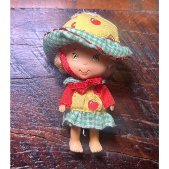 2002 Vintage Bandai Strawberry Shortcake Mini Dolls Lot Of 3 READ - Picture 2 of 15